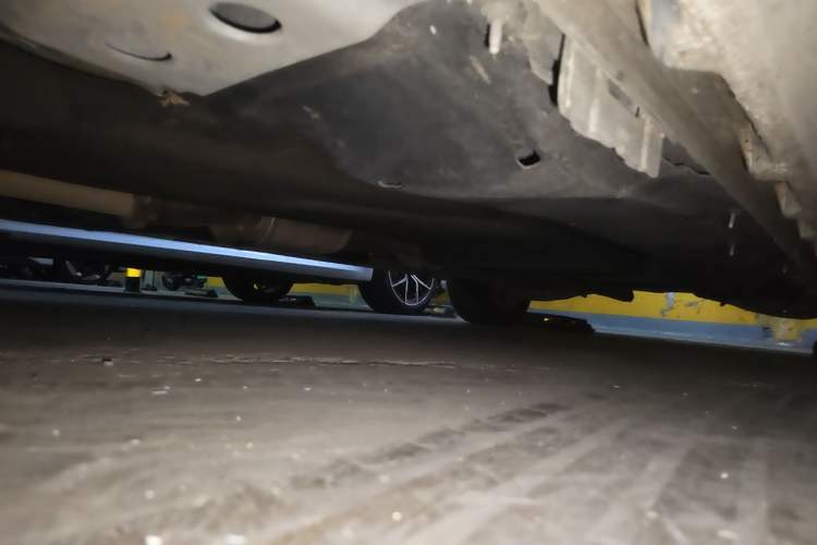 Used Buick GL8 2018 ES 28T Comfort Model China VI Standard Chassis Front Left