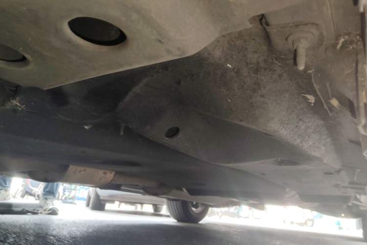 Used Buick GL8 2018 ES 28T Comfort Model China VI Standard Chassis Front Left