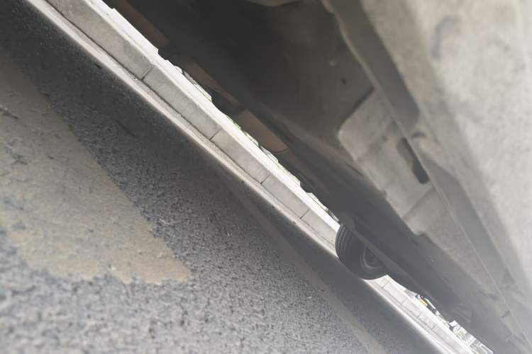 Used Buick GL8 2018 ES 28T Comfort Model China VI Standard Chassis Front Left