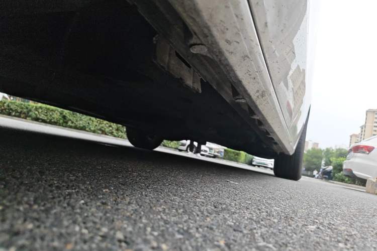 Used Buick GL8 2018 ES 28T Comfort Model China VI Standard Chassis Front Left