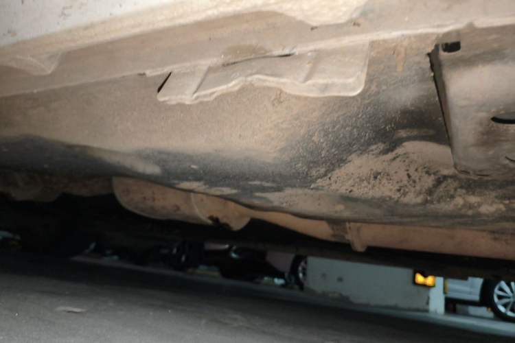 Used Buick GL8 2018 ES 28T Comfort Model China VI Standard Chassis Front Right