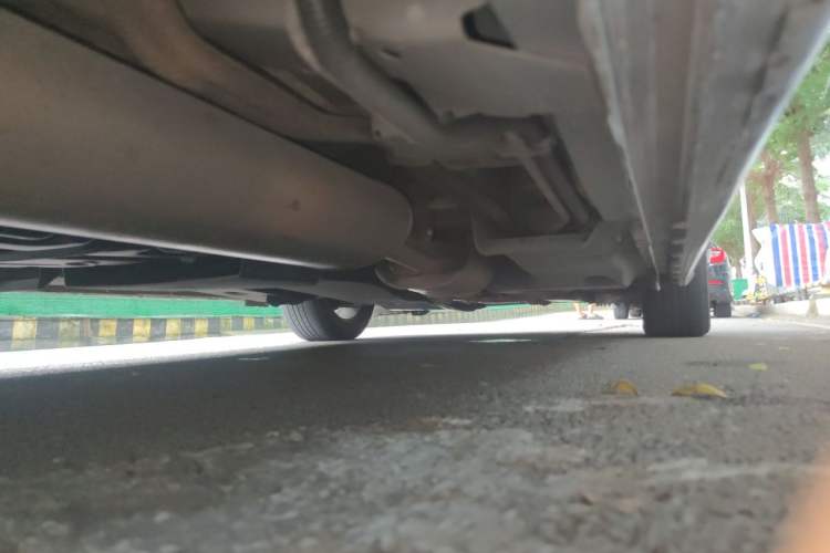 Used Buick GL8 2018 ES 28T Luxury Model China VI Standard Chassis Front Right