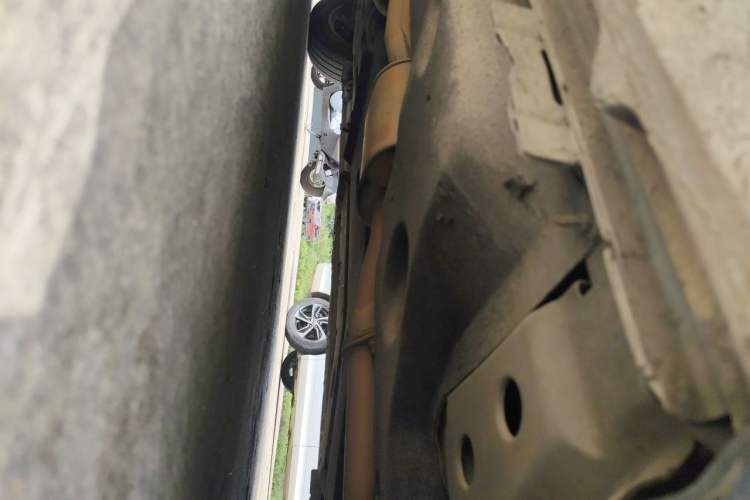 Used Buick GL8 2018 ES 28T Comfort Model China VI Standard Chassis Front Right
