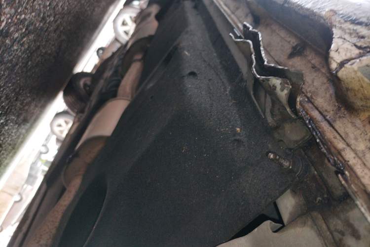 Used Buick GL8 2018 ES 28T Comfort Model China VI Standard Chassis Front Right