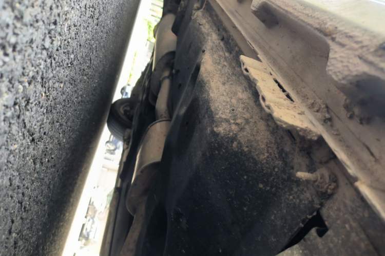 Used Buick GL8 2018 ES 28T Luxury Model China VI Standard Chassis Front Right