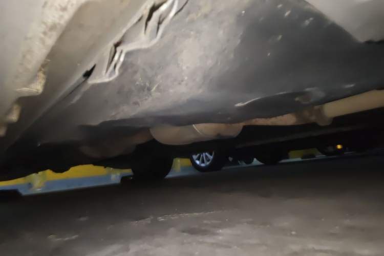 Used Buick GL8 2018 ES 28T Comfort Model China VI Standard Chassis Front Right
