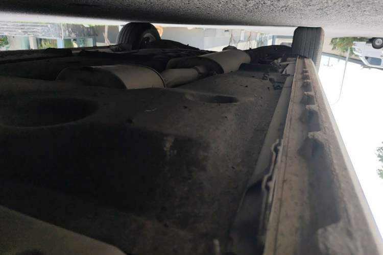 Used Buick GL8 2018 ES 28T Flagship Model China VI Standard Chassis Front Right