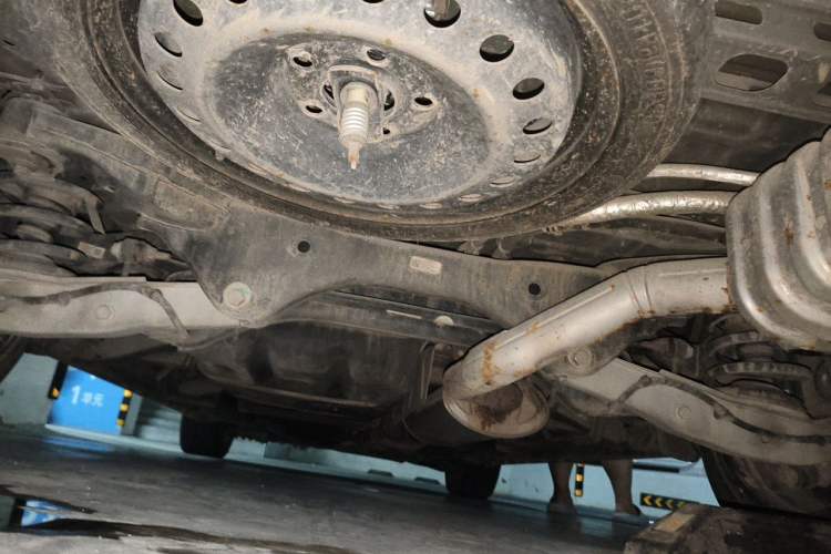 Used Buick GL8 2018 ES 28T Comfort Model China VI Standard Chassis Rear