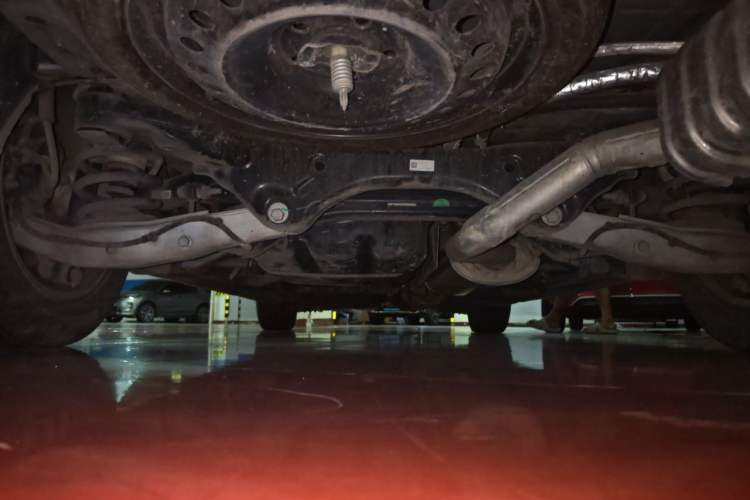 Used Buick GL8 2018 ES 28T Premium Model China VI Standard Chassis Rear