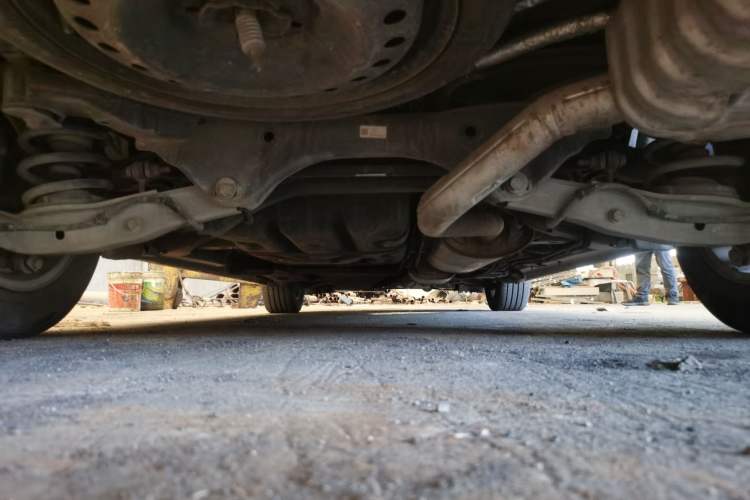 Used Buick GL8 2018 ES 28T Flagship Model China VI Standard Chassis Rear