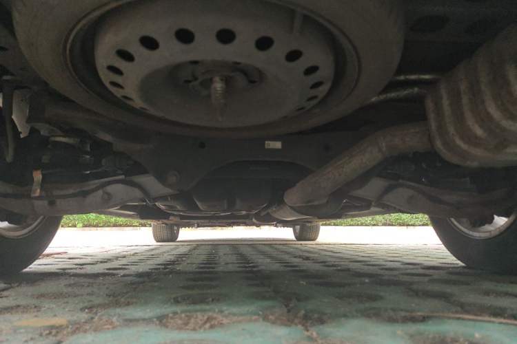 Used Buick GL8 2018 ES 28T Comfort Model China VI Standard Chassis Rear