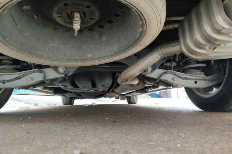 Used Buick GL8 2018 ES 28T Comfort Model China VI Standard Chassis Rear