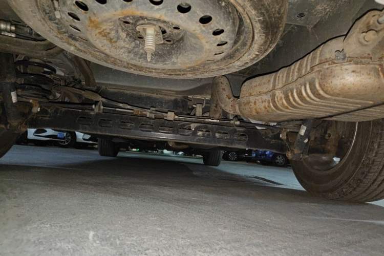 Used Buick GL8 2018 28T Luxury Model China VI Standard Chassis Rear
