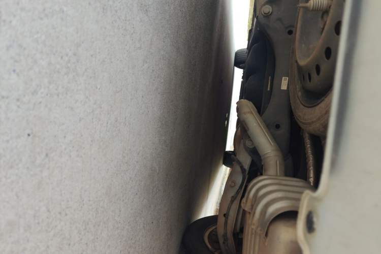 Used Buick GL8 2018 ES 28T Premium Model China VI Standard Chassis Rear