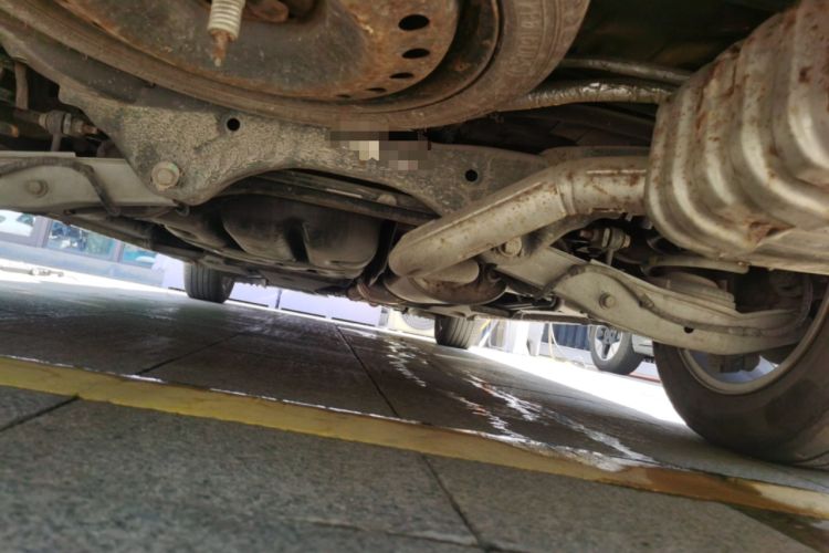 Used Buick GL8 2018 ES 28T Comfort Model China VI Standard Chassis Rear