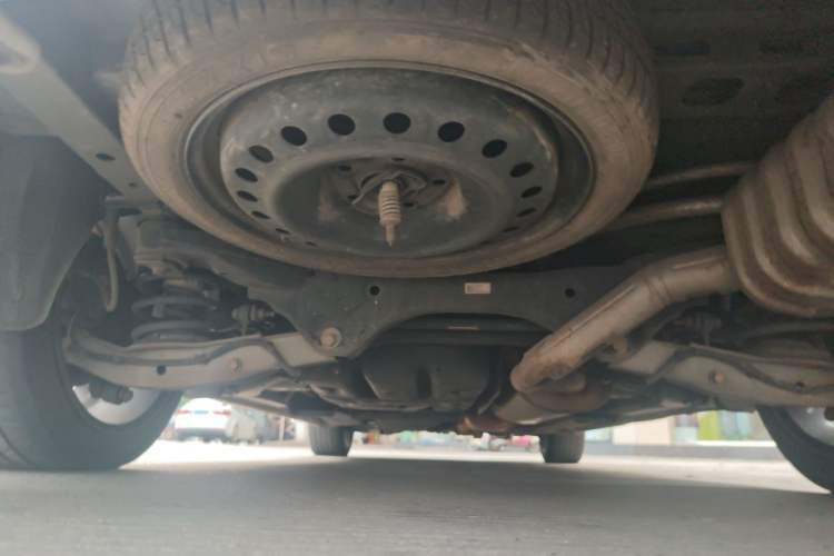 Used Buick GL8 2018 ES 28T Comfort Model China VI Standard Chassis Rear