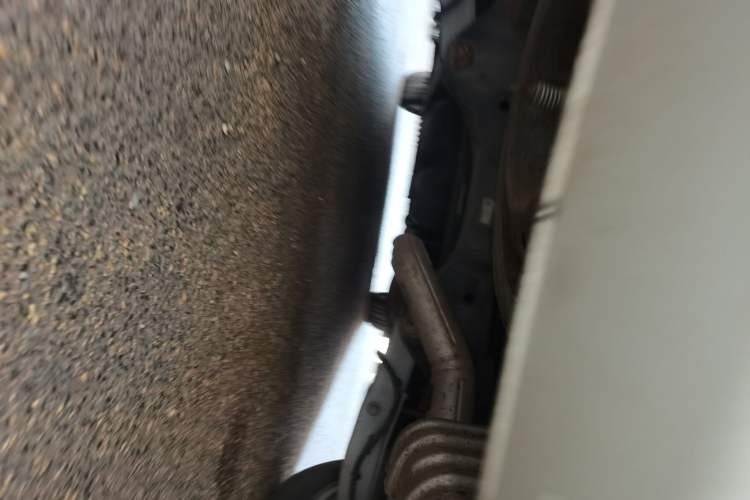 Used Buick GL8 2018 ES 28T Comfort Model China VI Standard Chassis Rear