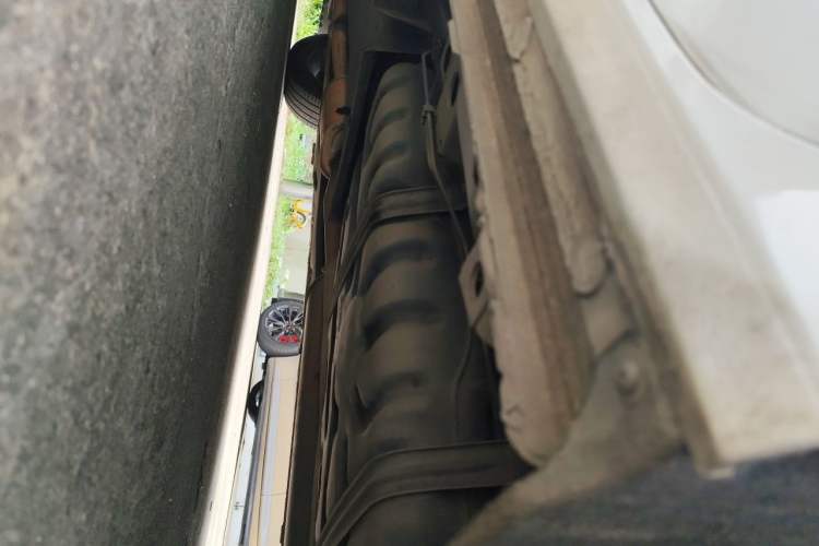 Used Buick GL8 2018 ES 28T Comfort Model China VI Standard Chassis Rear Left