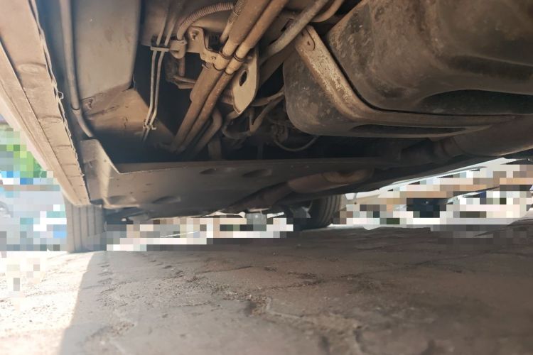 Used Buick GL8 2018 28T Comfort Model China VI Standard Chassis Rear Left