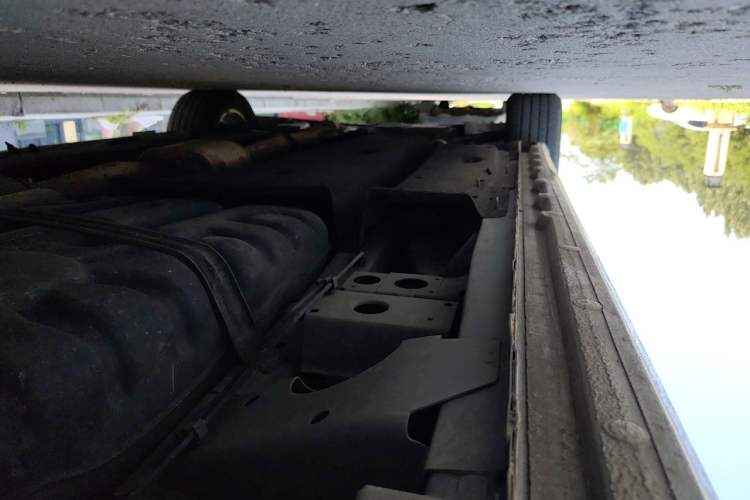 Used Buick GL8 2018 ES 28T Comfort Model China VI Standard Chassis Rear Left