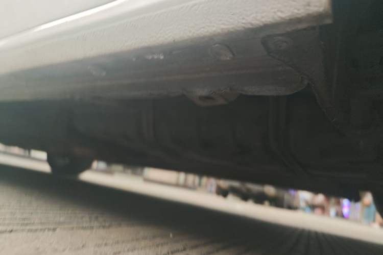 Used Buick GL8 2018 ES 28T Comfort Model China VI Standard Chassis Rear Left