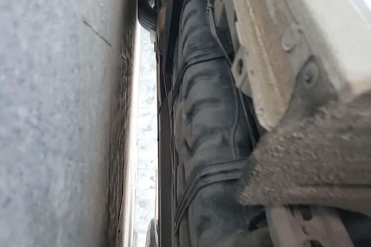 Used Buick GL8 2018 ES 28T Comfort Model China VI Standard Chassis Rear Left