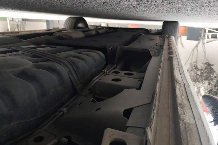 Used Buick GL8 2018 ES 28T Flagship Model China VI Standard Chassis Rear Left