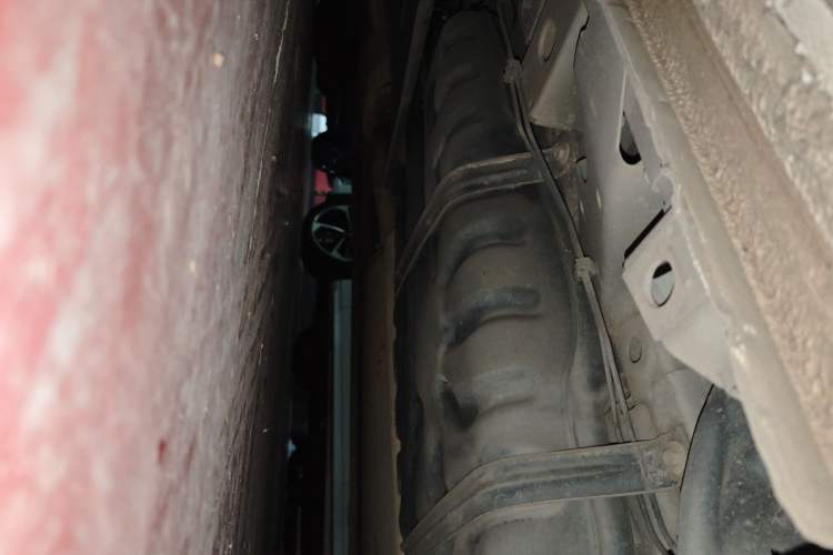 Used Buick GL8 2018 ES 28T Comfort Model China VI Standard Chassis Rear Left