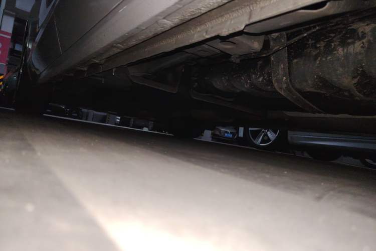 Used Buick GL8 2018 ES 28T Comfort Model China VI Standard Chassis Rear Left