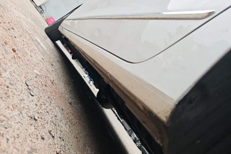 Used Buick GL8 2018 ES 28T Flagship Model China VI Standard Chassis Rear Left