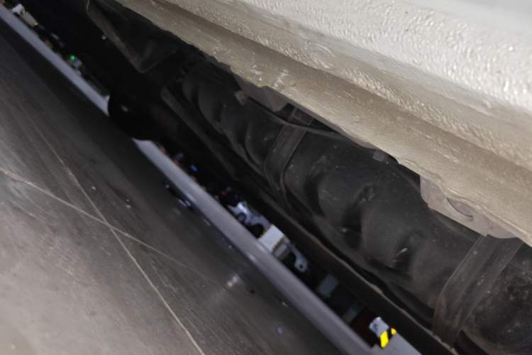 Used Buick GL8 2018 ES 28T Comfort Model China VI Standard Chassis Rear Left