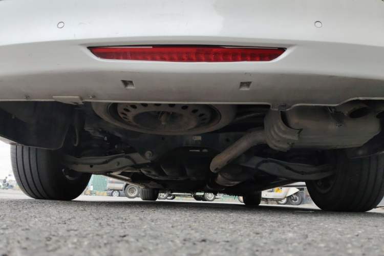 Used Buick GL8 2018 ES 28T Luxury Model China VI Standard Chassis Rear