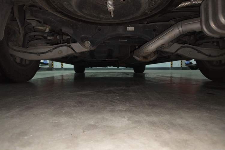 Used Buick GL8 2018 ES 28T Luxury Model China VI Standard Chassis Rear