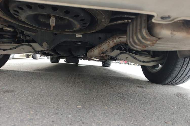 Used Buick GL8 2018 ES 28T Flagship Model China VI Standard Chassis Rear