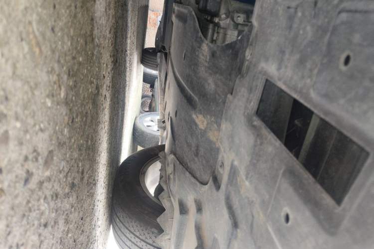Used Buick GL8 2018 ES 28T Comfort Model China VI Standard Chassis Rear Right