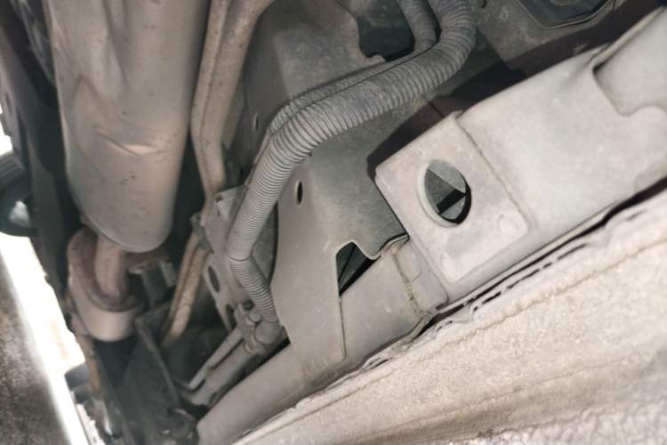 Used Buick GL8 2018 ES 28T Comfort Model China VI Standard Chassis Rear Right
