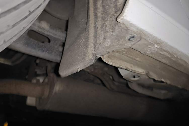 Used Buick GL8 2018 ES 28T Comfort Model China VI Standard Chassis Rear Right