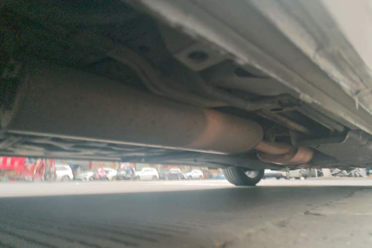 Used Buick GL8 2018 ES 28T Comfort Model China VI Standard Chassis Rear Right
