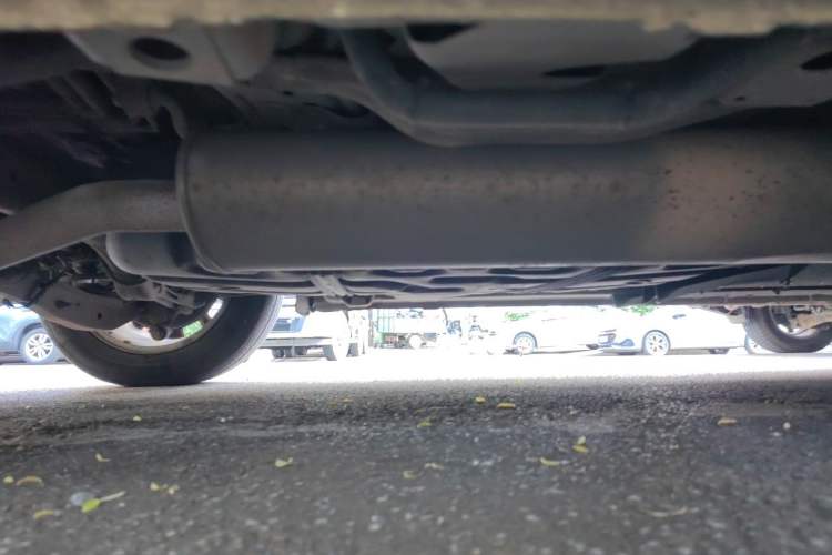 Used Buick GL8 2018 ES 28T Comfort Model China VI Standard Chassis Rear Right