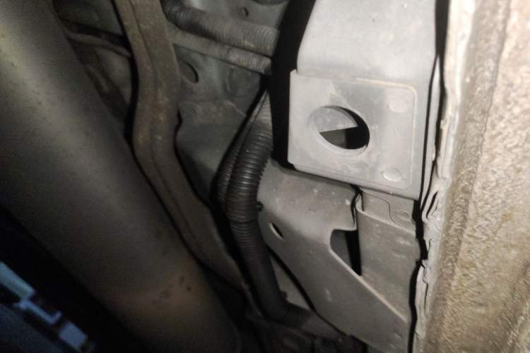 Used Buick GL8 2018 ES 28T Comfort Model China VI Standard Chassis Rear Right
