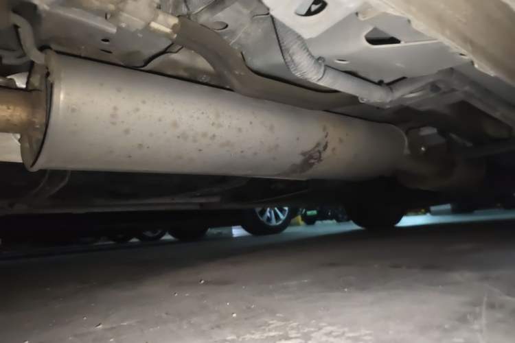 Used Buick GL8 2018 ES 28T Comfort Model China VI Standard Chassis Rear Right
