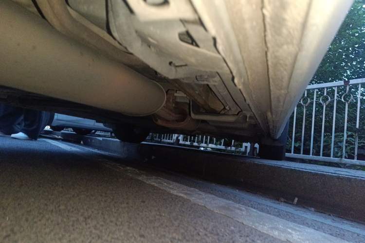 Used Buick GL8 2018 ES 28T Comfort Model China VI Standard Chassis Rear Right