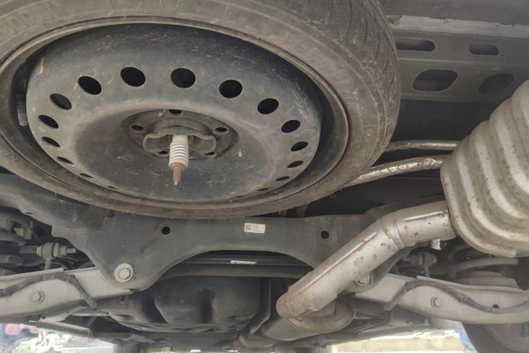 Used Buick GL8 2018 ES 28T Comfort Model China VI Standard Chassis Rear
