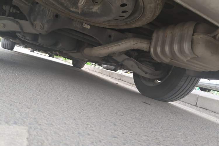 Used Buick GL8 2018 ES 28T Comfort Model China VI Standard Chassis Rear