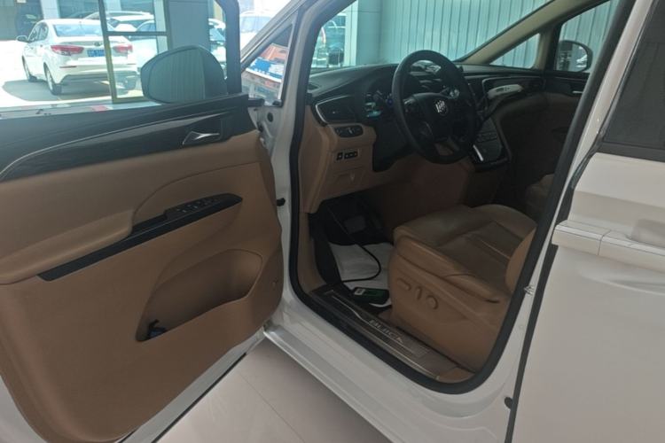 Used Buick GL8 2018 ES 28T Flagship Model China VI Standard Driver Seat