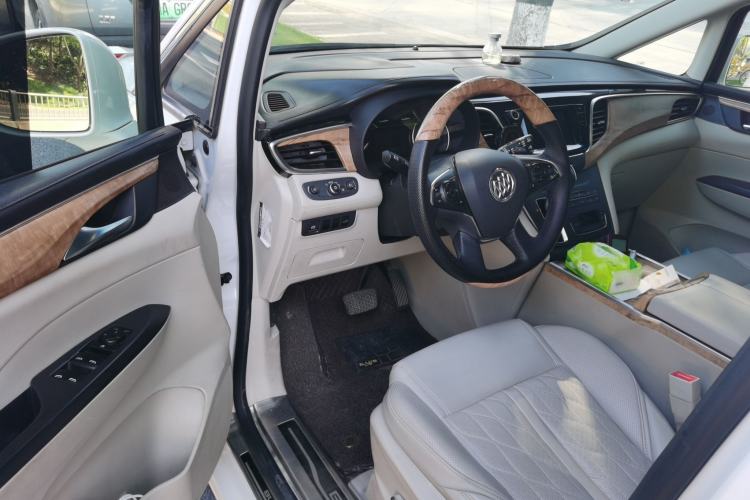 Used Buick GL8 2018 ES 28T Comfort Model China VI Standard Driver Seat