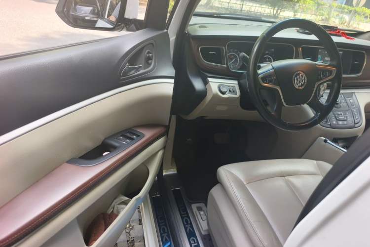 Used Buick GL8 2018 28T Prestige Version China VI Standard Driver Seat