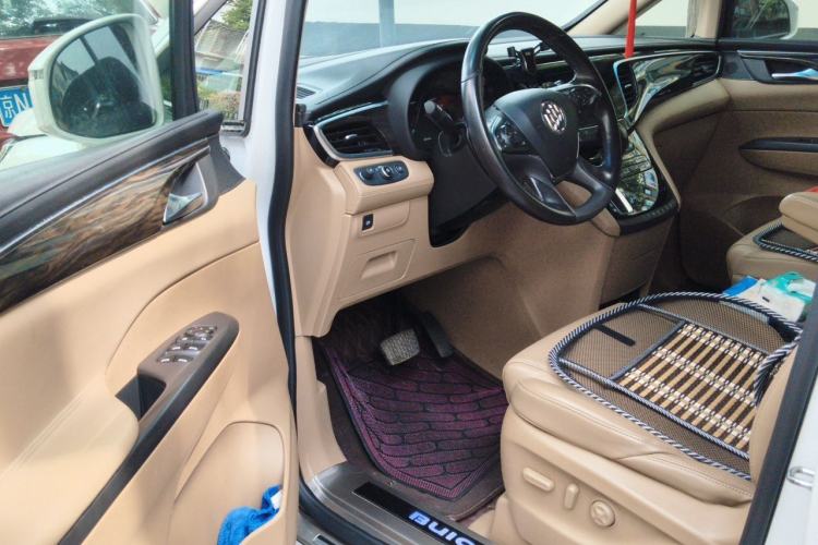 Used Buick GL8 2018 ES 28T Luxury Model China VI Standard Driver Seat