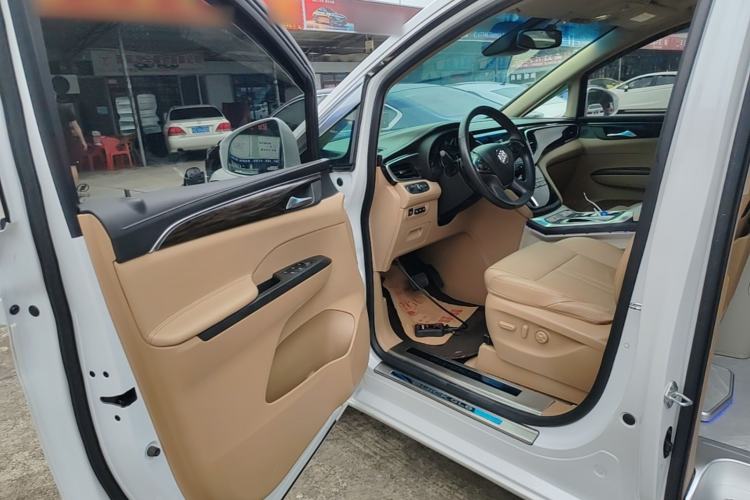 Used Buick GL8 2018 ES 28T Flagship Model China VI Standard Driver Seat