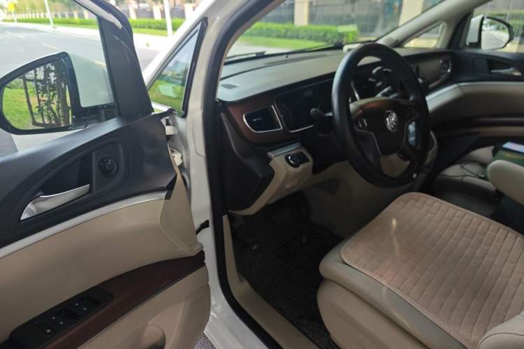 Used Buick GL8 2018 28T Comfort Model China VI Standard Driver Seat